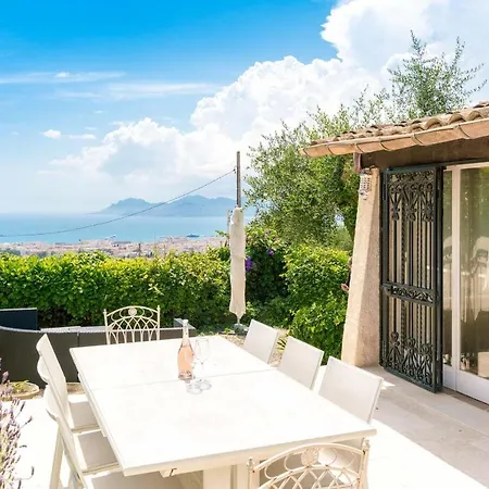 Villa Sleeps 8 Pool Air Con Wifi